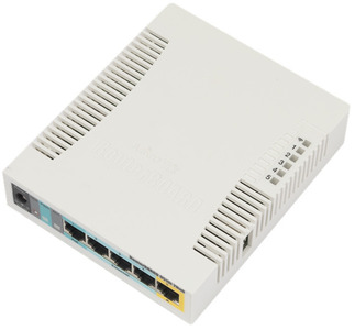 MikroTik RouterBOARD 951Ui-2HnD with 600Mhz CPU, 128MB RAM, 5xLAN, built-in 2.4Ghz 802b/g/n 2x2 two chain wireless with integrated antennas, desktop case, PSU, RouterOS L4